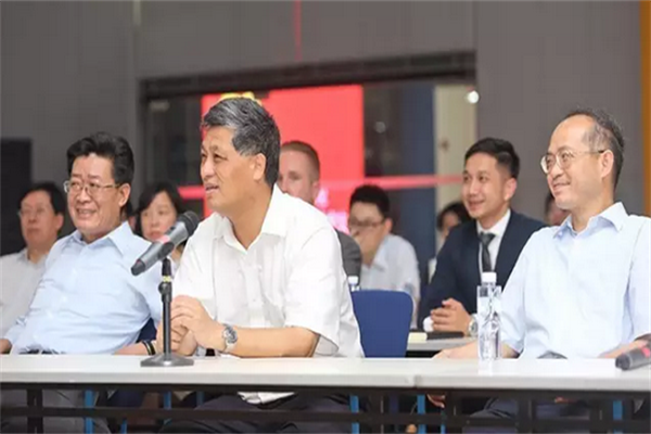 探討：落實深圳傳統(tǒng)產業(yè)轉型